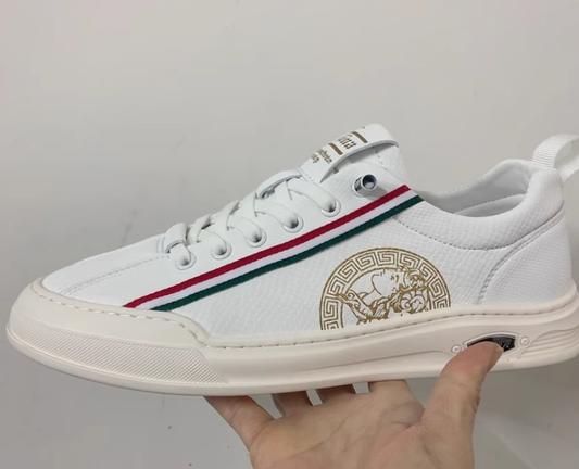 2024 new style white sneakers for trendy men's shoes